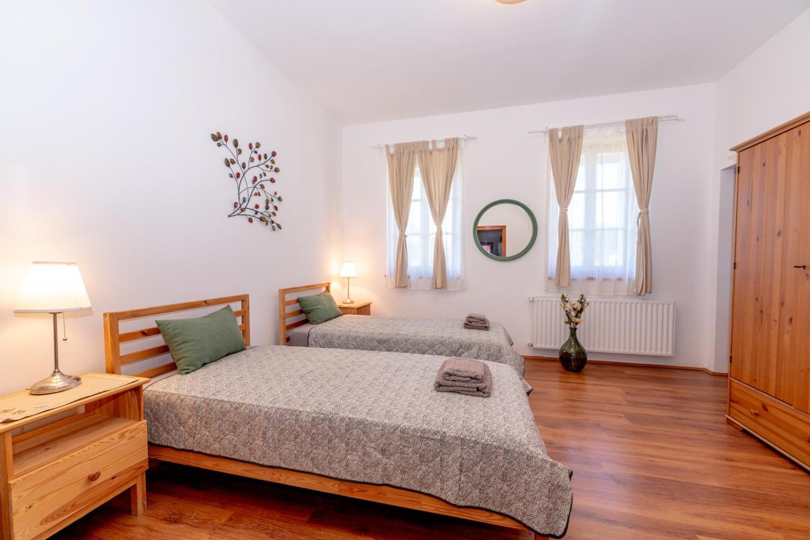 Erdődy Vendégház Kastelyosdombo Exterior foto
