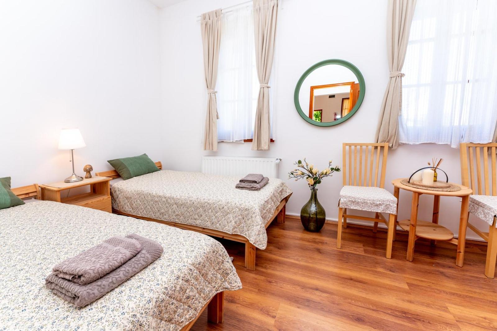 Erdődy Vendégház Kastelyosdombo Exterior foto